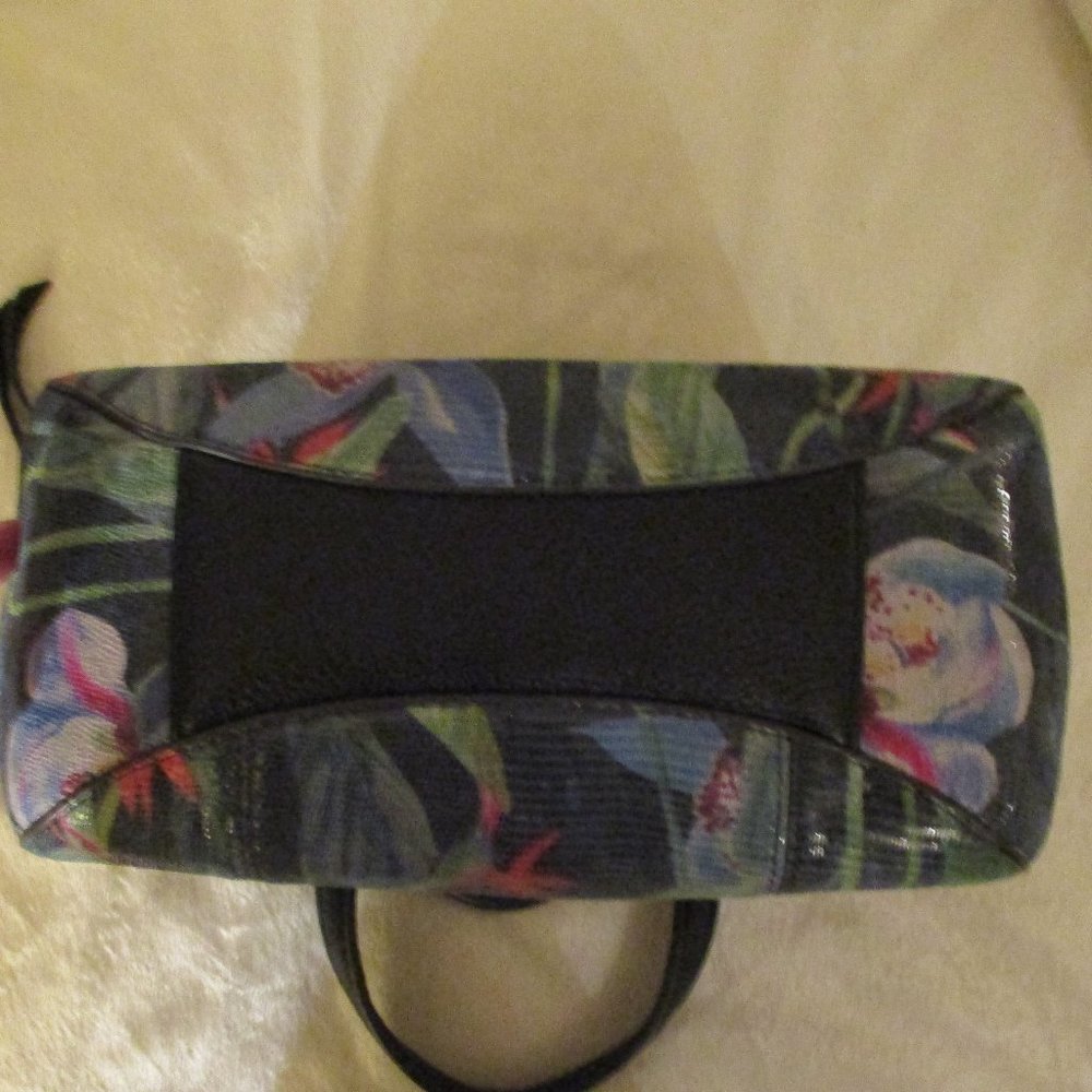 Aimee Kestenberg Satchel Purse - Picture 6 of 14